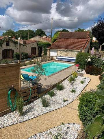 Gîte pour 4 personnes, avec jardin et piscine à Le Champ-Saint-Père
