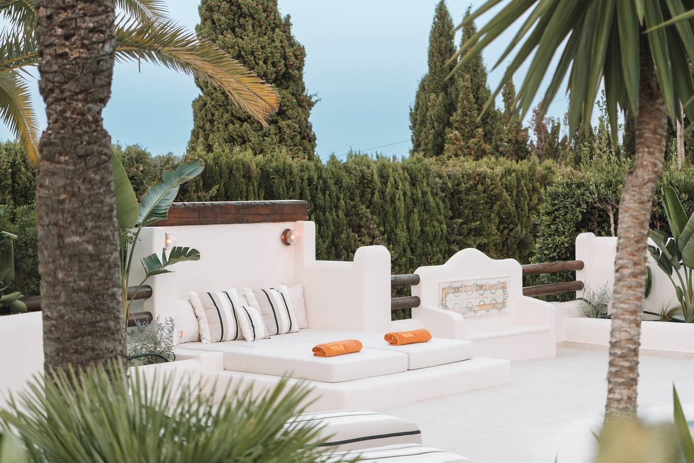 Villa 'The Jazz Boutique' met Uitzicht op Zee, Wi-Fi en Airconditioning in Benissa, Costa Blanca