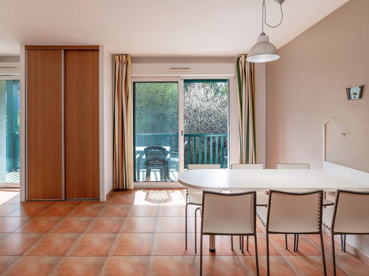 Apartamento entero, Precioso apartamento con piscina, tenis y acceso a la playa en Saint-Jean-de-Luz in San Juan de Luz, Region de Bayona