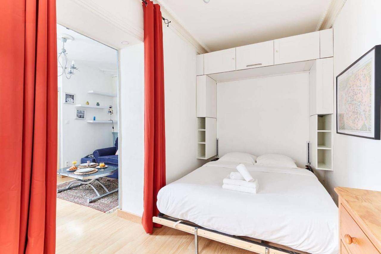 Appartement entier, Apartment in Paris, Île de France