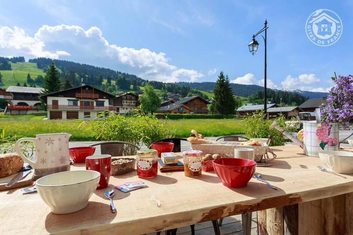 Gîte pour 8 personnes, avec Terrasse à Crest-Voland - 4
