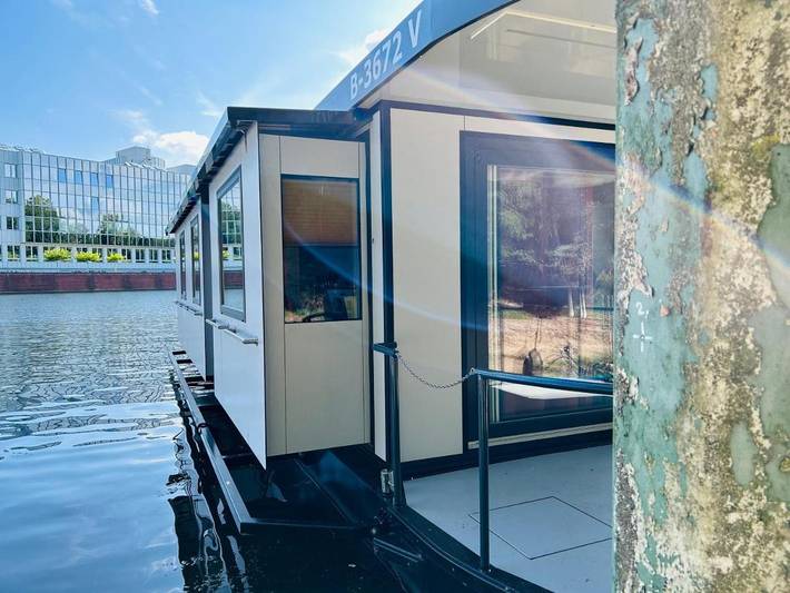 Ferienhaus für 8 Personen, mit Terrasse und Sauna sowie Seeblick und Ausblick in Berlin - 2
