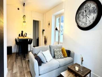 Gîte pour 2 personnes, avec balcon dans Grand Port (Aix-les-Bains)