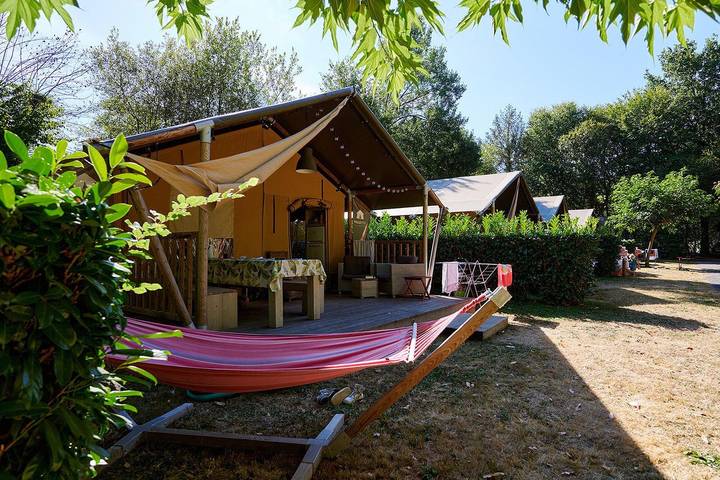 Villa pour 6 personnes, avec terrasse et balcon/terrasse - 1