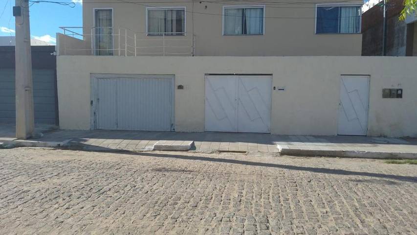 Casas e apartamentos de temporada para 9 pessoas, com vista e terraço em Petrolina