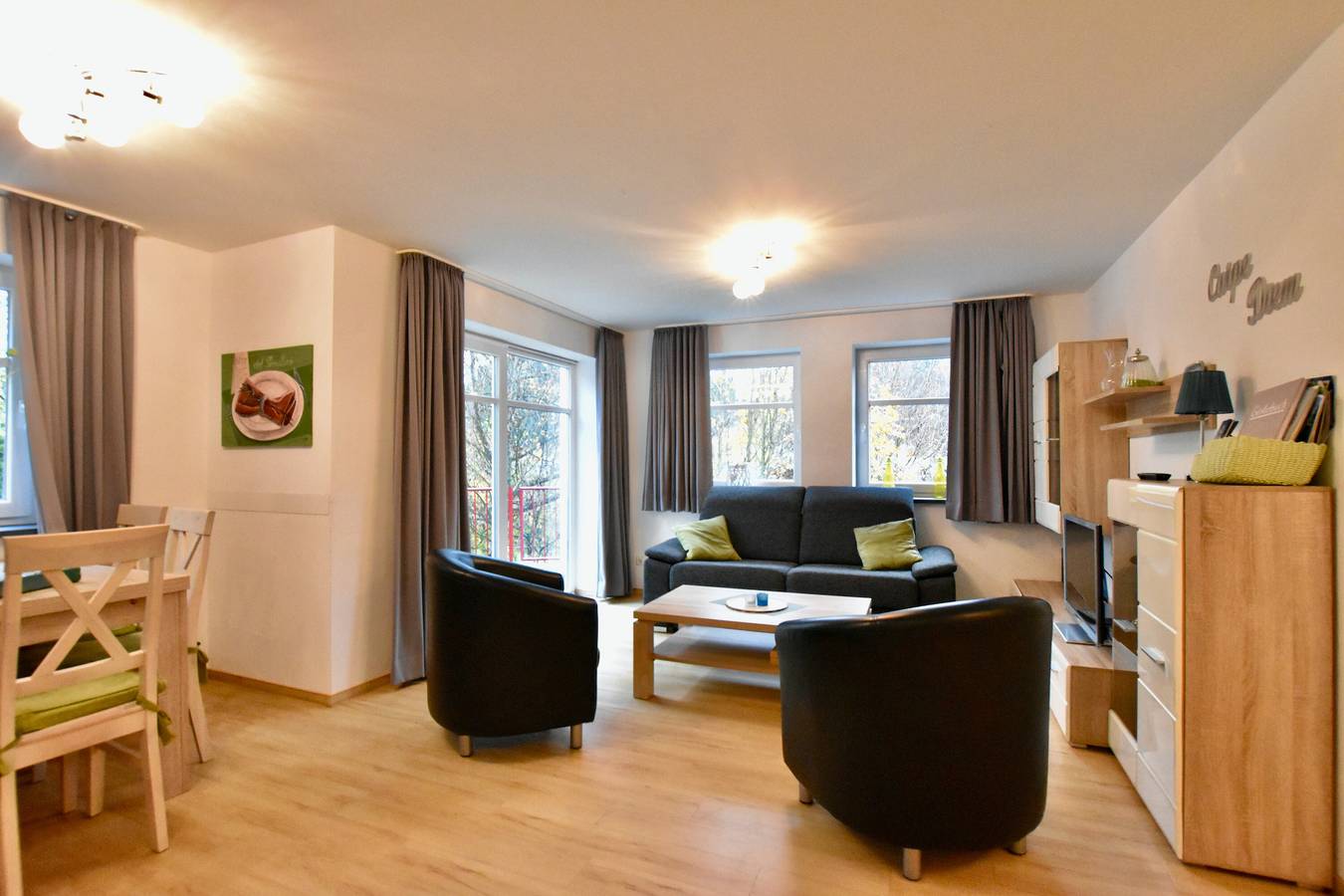 Ganze Wohnung, Ferienwohnung Viadukt" mit Bergblick, privater Terrasse und Wi-Fi in Willingen, die Mittelgebirge