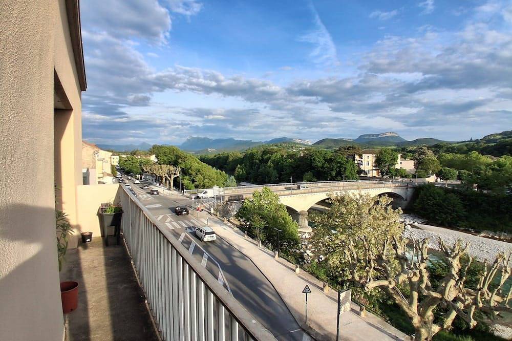 Apartamento entero, Bright apartment in Crest in Crest, Región de Die