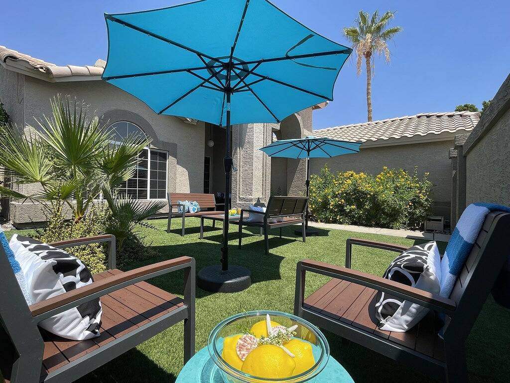 Luxury Lakeside Home! Private Pool, Dock, Outdoor Kitchen, & Private Courtyard! in Glendale, Maricopa County