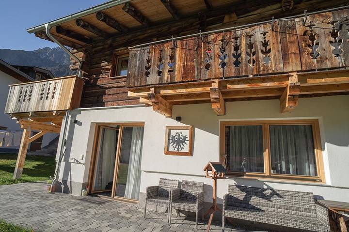 Ganze Ferienwohnung, Appartement mit 2 Schlafzimmern, Garten in Stubaier Alpen, Gschnitz und Umgebung