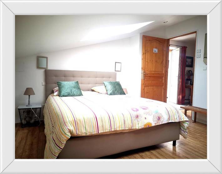 Location de vacances pour 2 personnes, avec Terrasse et Jardin dans Chémery-sur-Bar - 2