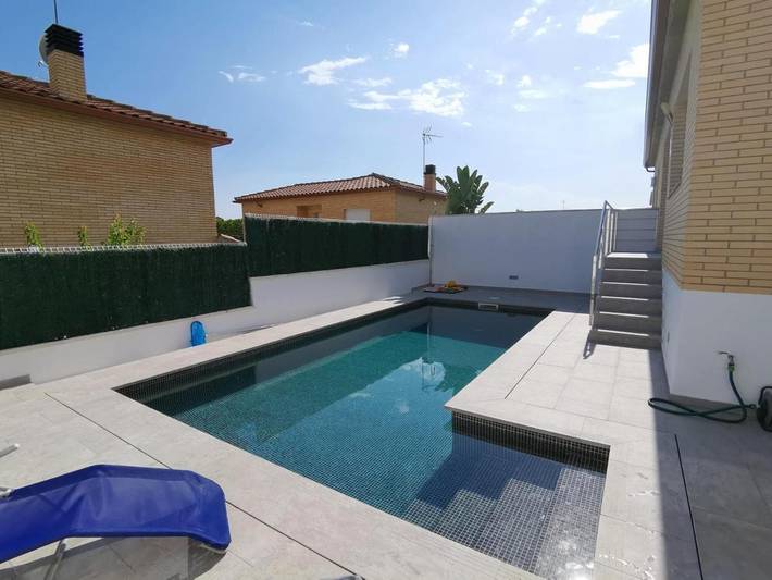 Villa pour 8 personnes, avec Balcon et Terrasse ainsi que Jardin et Piscine à Calafell - 2
