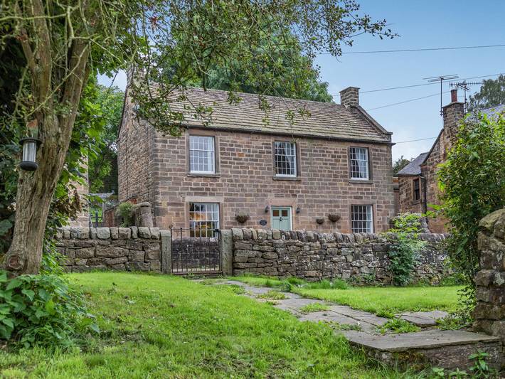 Log cabin for 6 people in Derbyshire
