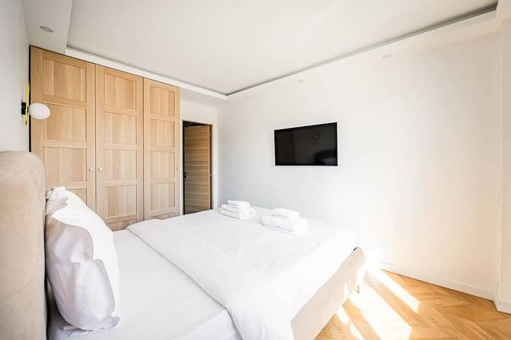 Apartamento entero, Saint Denis—Metro—3 Bedrooms—Modern—New in Saint-Denis, Sena-Saint Denis