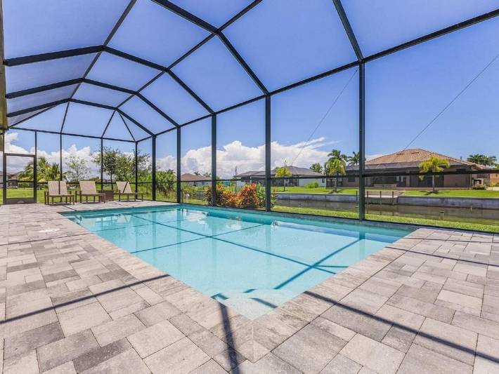 Location de vacances pour 6 personnes, avec terrasse et jardin à Cape Coral - 4