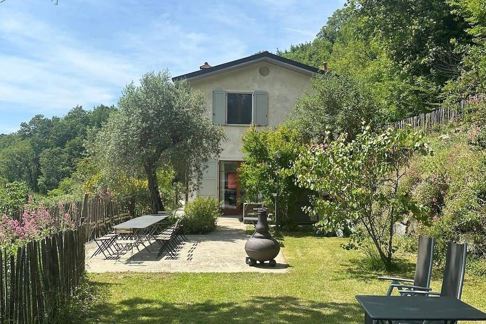 Vakantievilla 'Top Hill' in Tresana, Val di Magra