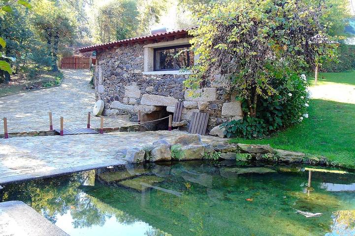 Cottage für 4 Personen, mit Pool und Whirlpool sowie Garten - 1
