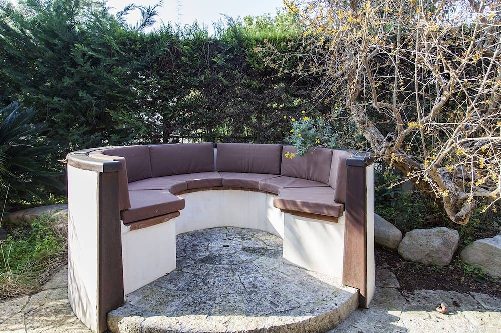 Villa de 240 m 2 con la fábrica de hielo Veranda Barbeque y un día en un velero gratis in Nardò, Nardò (municipio)