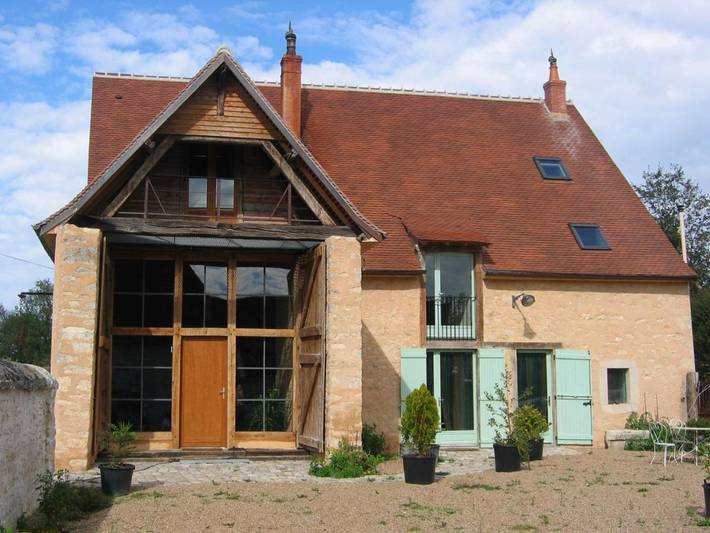 Chambre d’hôte pour 4 personnes, avec Terrasse ainsi que Jardin et Piscine dans Saint-Amand-Montrond - 4