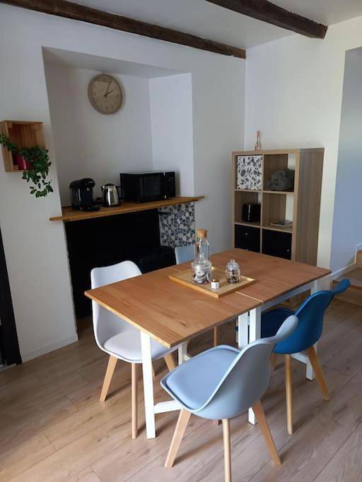 Maison d’hôte pour 4 personnes, avec Terrasse ainsi que Jardin et Vue
