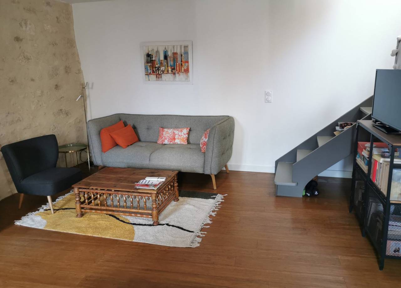 Très belle maison de ville avec terrasse in Pézenas, Côte d'Améthyste