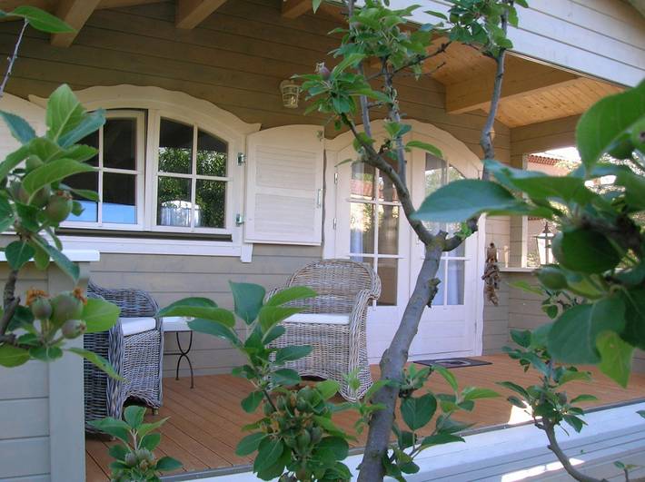 Chalet pour 2 personnes, avec terrasse et jardin