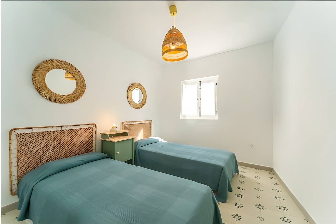 Apartamento entero, Apartamento '4' con terraza privada, Wi-Fi y aire acondicionado in Vejer de la Frontera, Costa de la Luz