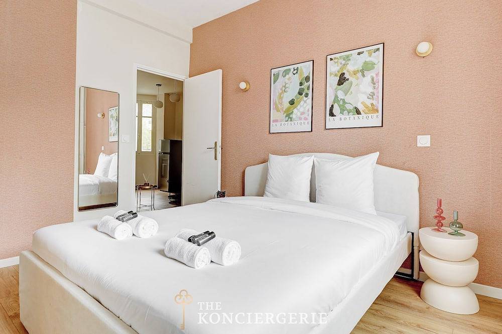 Entire apartment, Charmant appartement pour 6P in Levallois-Perret, Hauts-de-Seine