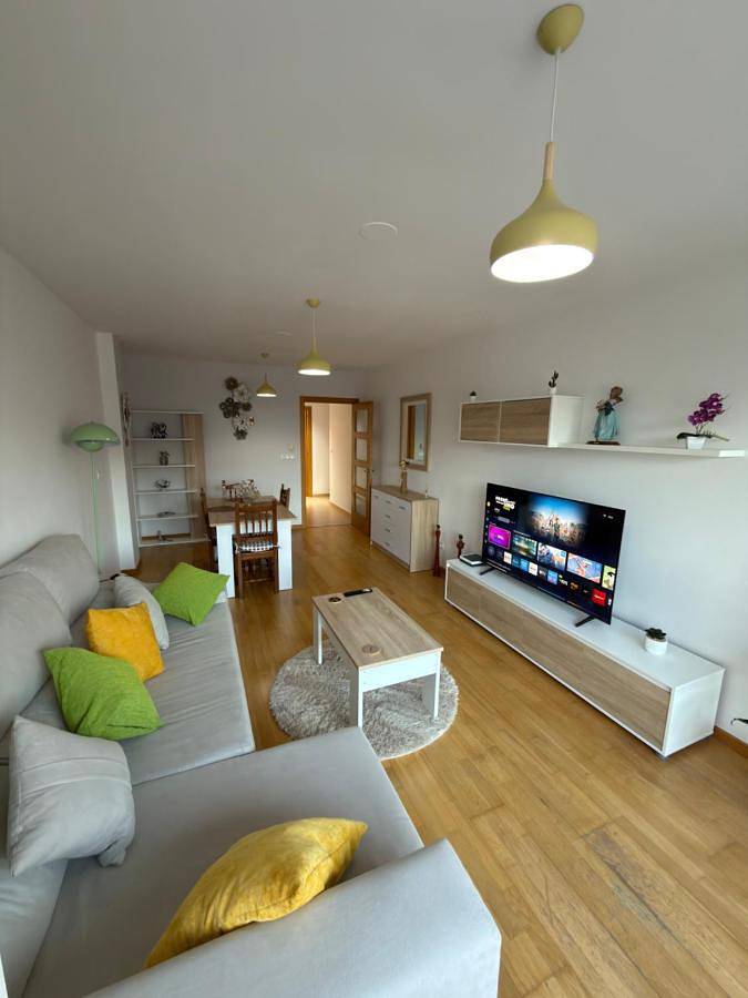 Apartamento de vacaciones para 6 personas, con vistas y balcón - 1