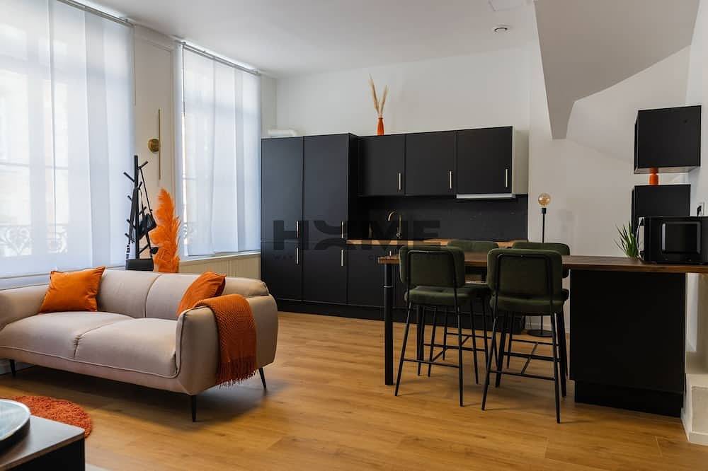 Appartement entier, Vanderburch 70's in Cambrai, Département Nord