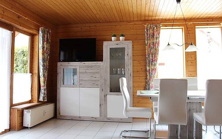 Ferienpark für 5 Personen, mit Garten und Sauna sowie Terrasse, kinderfreundlich in Sachsen-Anhalt - 2