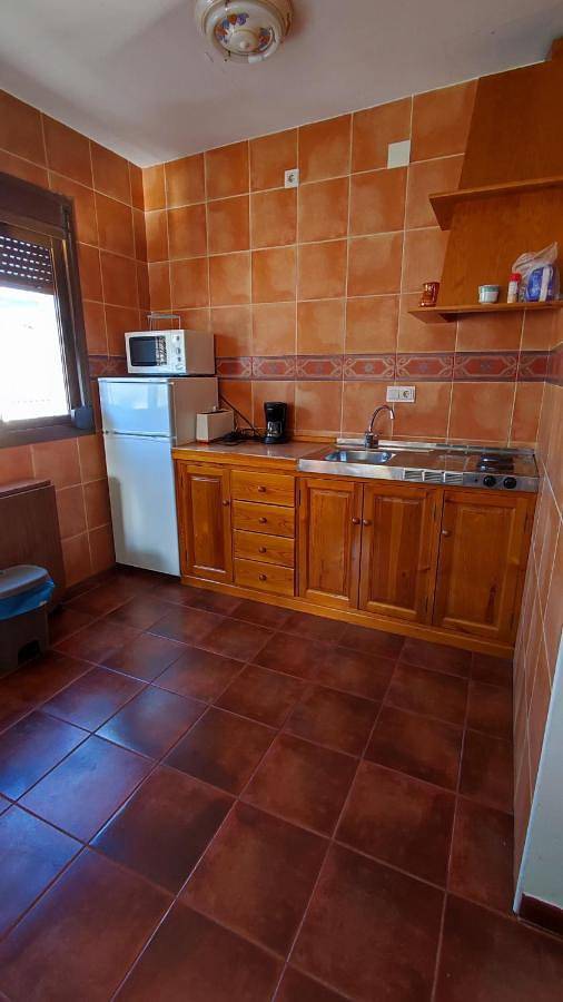 Apartamento de vacaciones para 7 personas, con vistas y terraza, Se admiten mascotas en Sierra de las Nieves - 4