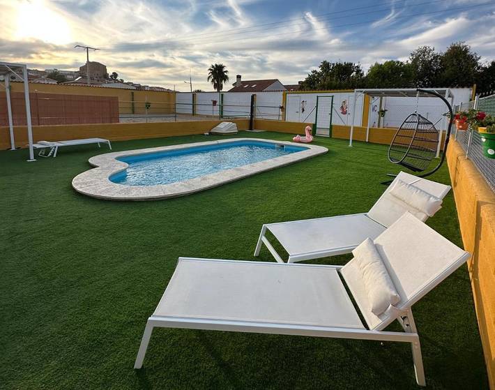 Casa rural para 20 personas, con Terraza y Jardín además de Piscina y Vistas en Uclés