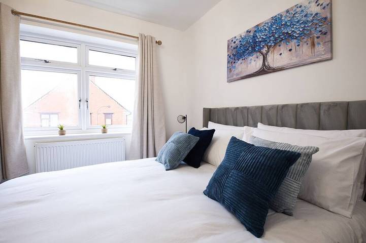 The Southfield Stay - Beautiful, Spacious, Modern Home in Westhoughton, Bolton