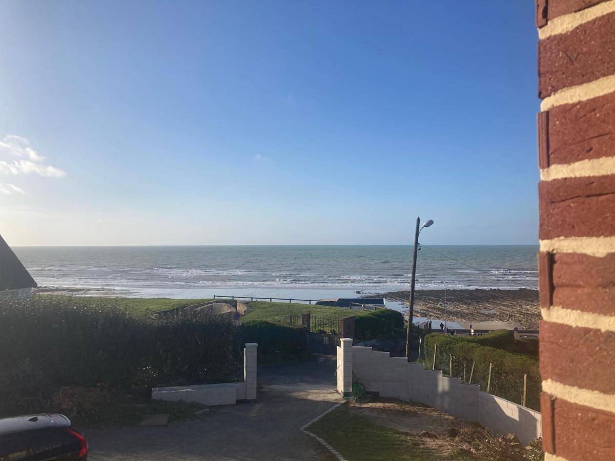 Villa - Beach Front in Dieppe, Dieppe en omgeving