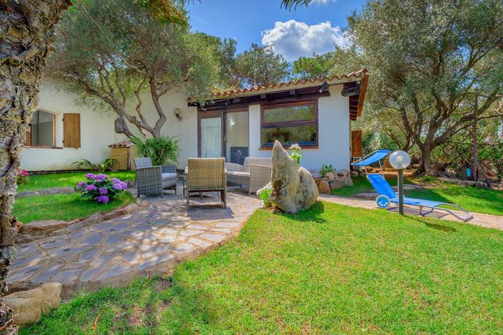Villa per 8 persone, con Idromassaggio e Giardino ad Olbia