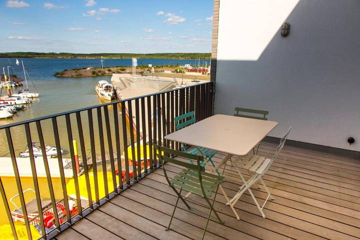 Ferienwohnung für 2 Personen, mit Balkon und Terrasse sowie Seeblick und Ausblick in Zwenkau - 2