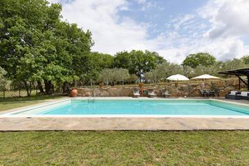 Villa for 12 People in Barberino Tavarnelle, Chianti, Photo 1