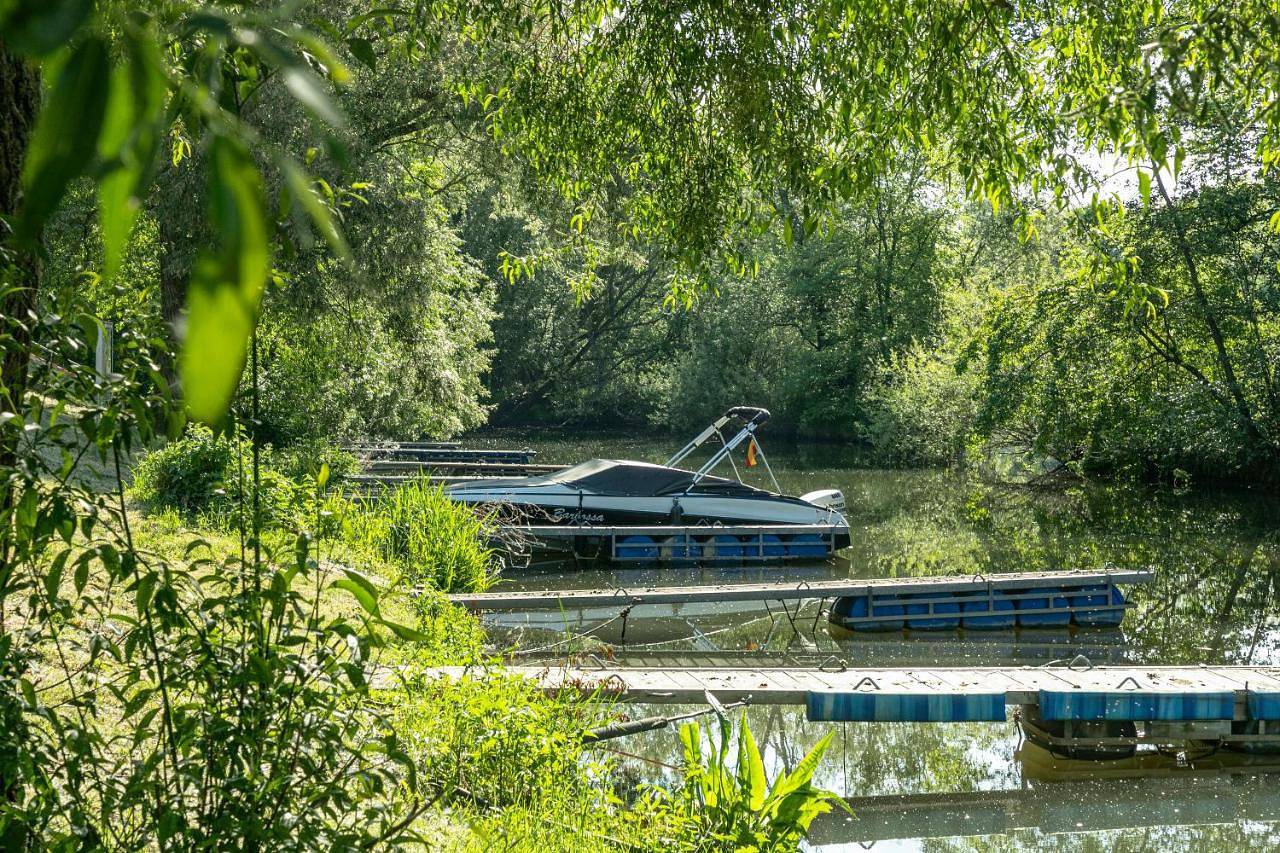 Knaus Campingpark Frickenhausen in Frickenhausen am Main, Franconian Wine Country