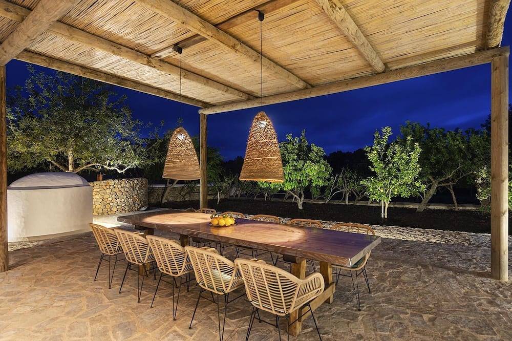 House / Villa - Ibiza in Platja es Figueral, Santa Eulària des Riu
