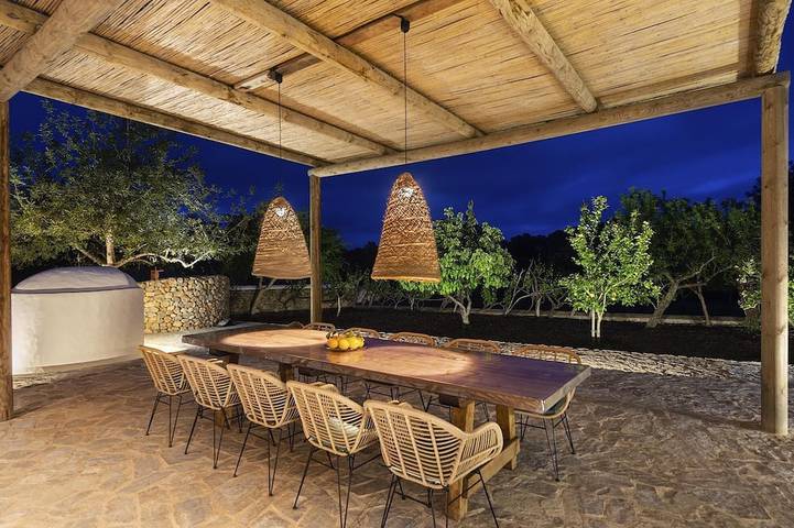 Ferienhaus für 8 Personen, mit Terrasse und Garten in Platja es Figueral