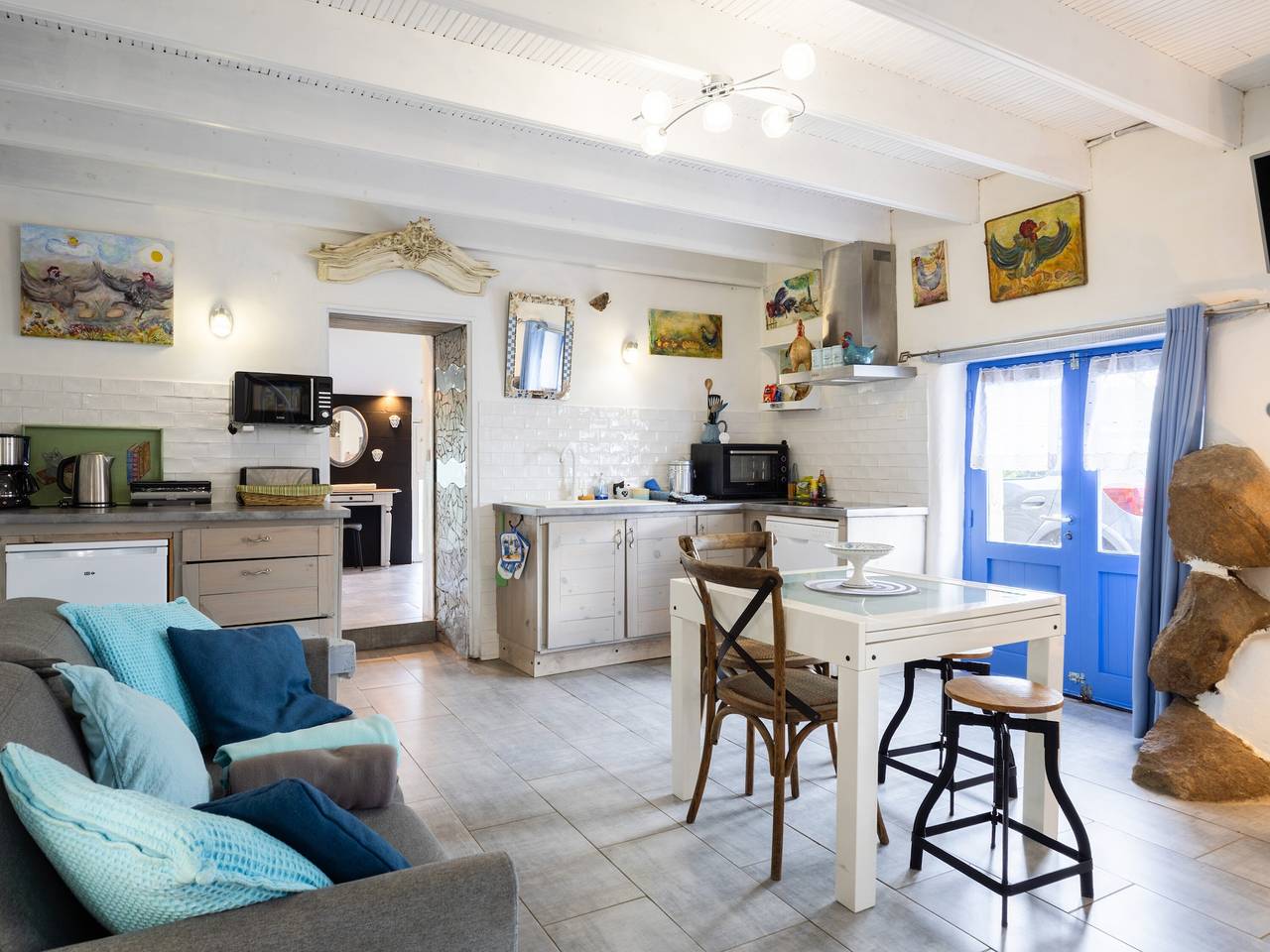 Ferienhaus 'Gite Atelier La Croix Blanche' mit privatem Garten, Wlan und Klimaanlage in Kermaria-Sulard, Rosa Granitküste