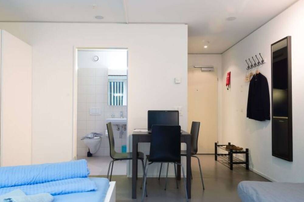 Ganze Wohnung, Lu Bourbaki Iv - Allmend Hitrental Apartment in St. Niklausen LU, Luzern