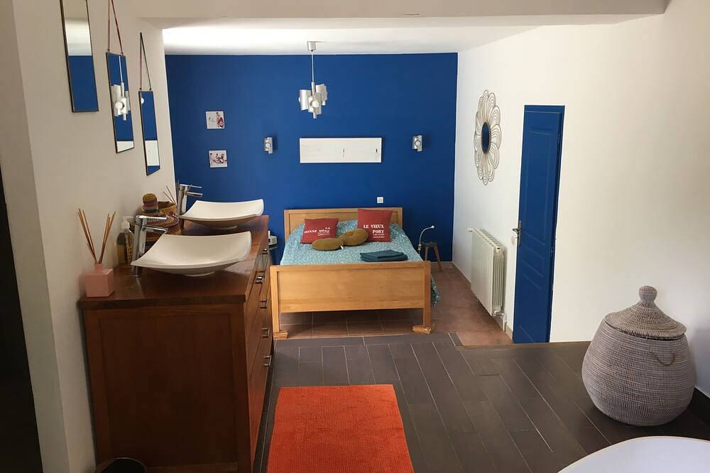 Villa d'archi Aix & Marseille, garden & heated pool / -10% Early booking! in Peypin, Marsella region