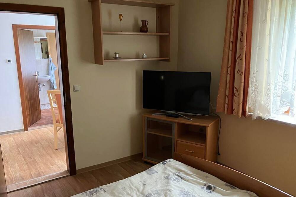 Ganze Wohnung, Landhof Lindner - Appartement/Fewo, Dusche, Wc, 2 Schlafräume in Hohburg, Lossatal