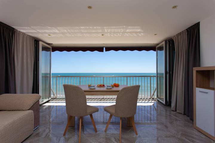 Ferienwohnung für 4 Personen, mit Balkon und Pool in Cullera - 2