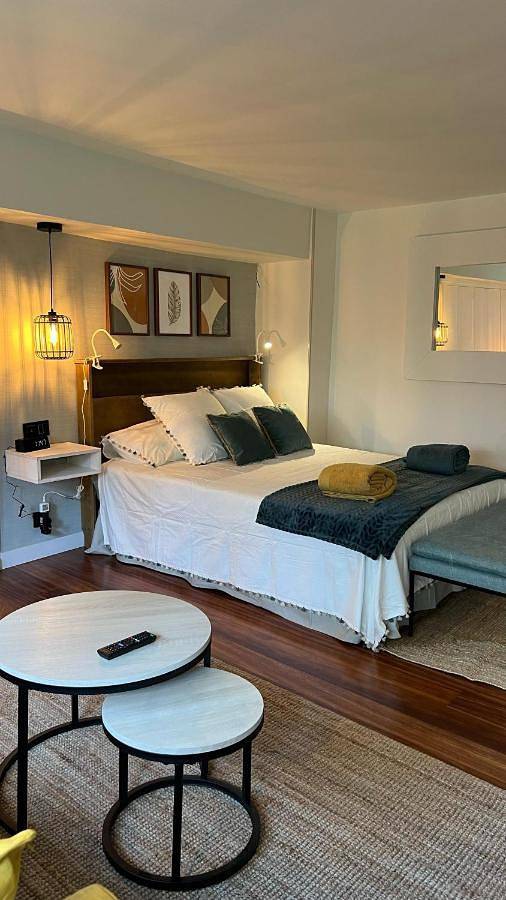 Apartamento para 2 personas, con jardín además de piscina y vistas en Castro Urdiales