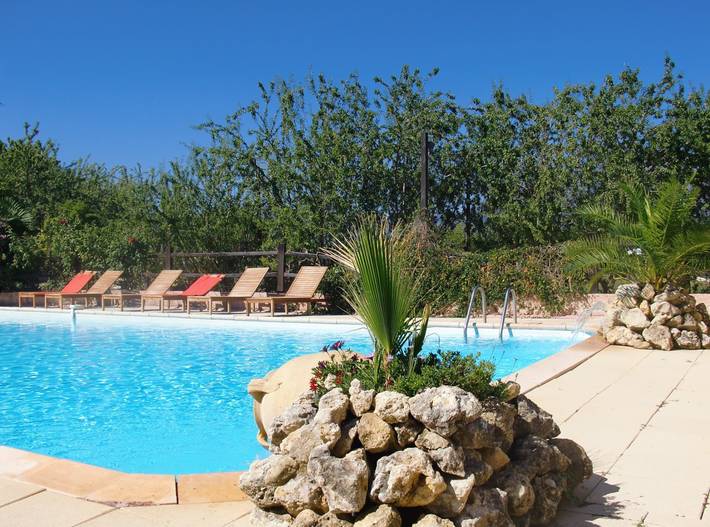 Gîte pour 4 personnes, avec terrasse ainsi que jardin et piscine dans Haute-Corse - 2