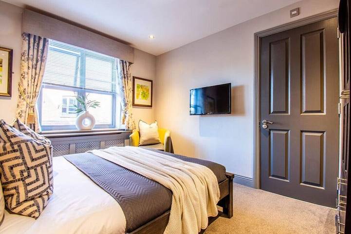 Vacation rental for 2 people, with terrace and yard in the United Kingdom