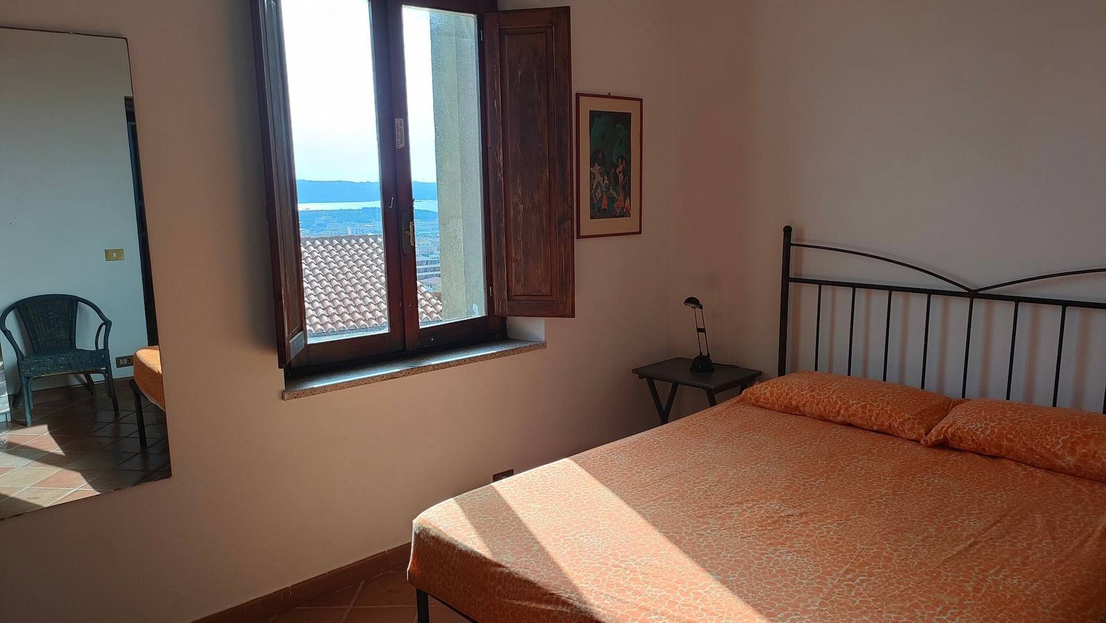 Ferienwohnung 'Attico Vista Mare- La Maddalena' mit Meerblick und privater Terrasse in Parco Nazionale dell'Arcipelago di La Maddalena, La Maddalena