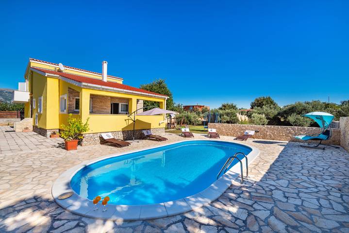 Villa für 8 Personen, mit Balkon und Garten, kinderfreundlich in Vinjerac - 2